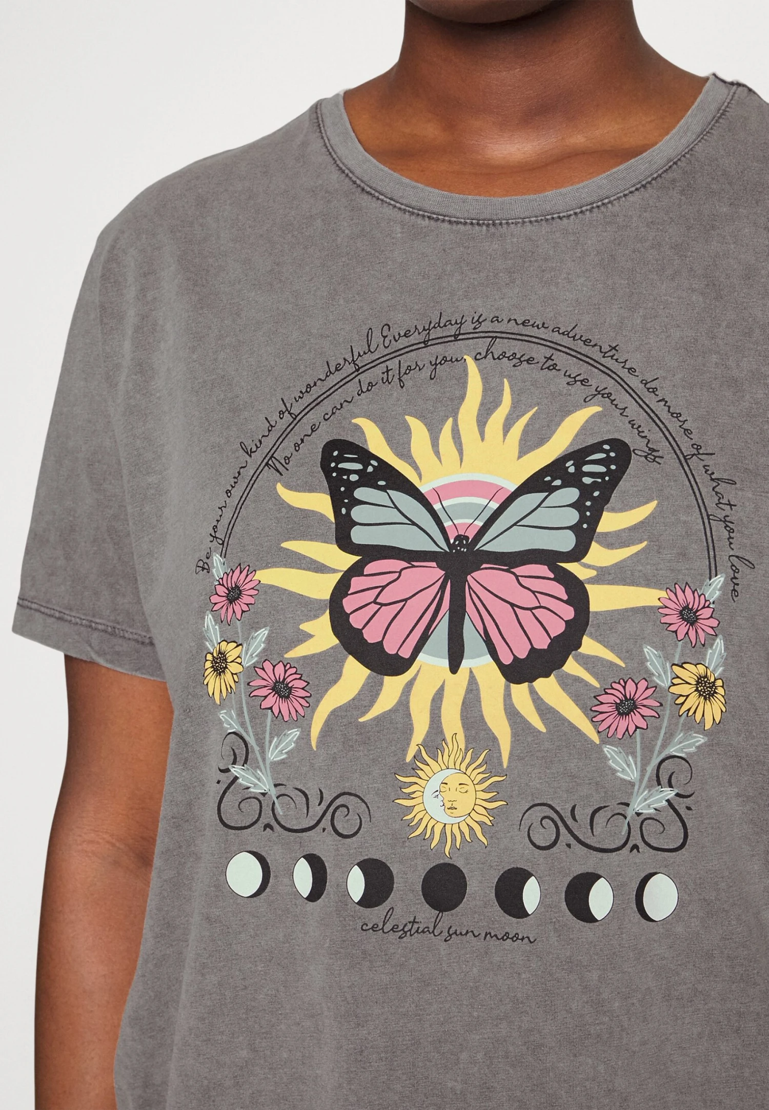 Clare Colorful Mystical- T-Shirts Med Print - Gray 8 Clare Colorful Mystical- T-Shirts Med Print - Gray - Bilde 6