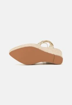 Platåsandaler - Gold 12 Platåsandaler - Gold -Even&Odd 10bb7b6acae3471b89d320215934500d