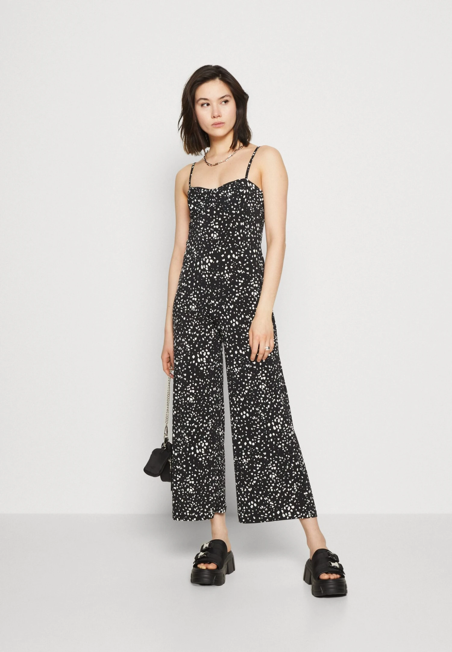 Even&Odd Jumpsuit - Black/White 4 Even&Odd Jumpsuit - Black/White - Bilde 2