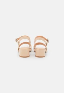 Sandaler - Off-White 11 Sandaler - Off-White -Even&Odd 15d7de265dd54af9bf1d576fc7a87b6e