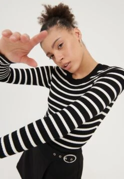 Even&Odd 2 Pack - Strikkegenser - Black / Off-White 11 Even&Odd 2 Pack - Strikkegenser - Black / Off-White -Even&Odd 1620a486331e46cab26b54b314ad724a