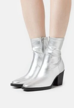 Even&Odd Støvletter - Silver