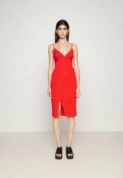 Even&Odd Eo-Ss23-C144-Sj / Strappy V Neck Knot Front Waist Midi Dress / 302 - Red - Kjole - Red -Even&Odd 20036b4771ca42c3a54f3cacc0316c65