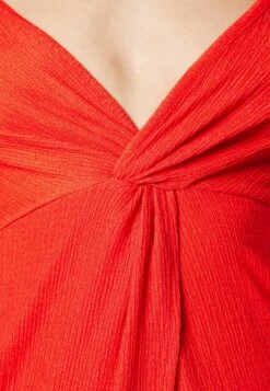 Even&Odd Eo-Ss23-C144-Sj / Strappy V Neck Knot Front Waist Midi Dress / 302 - Red - Kjole - Red -Even&Odd 208646e34dab49ebaf11374852c9f929