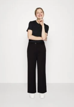 Even&Odd Tailored Wide Leg Culotte - Bukse - Black 9 Even&Odd Tailored Wide Leg Culotte - Bukse - Black -Even&Odd 217624ea60074832bbb621902a68e93c
