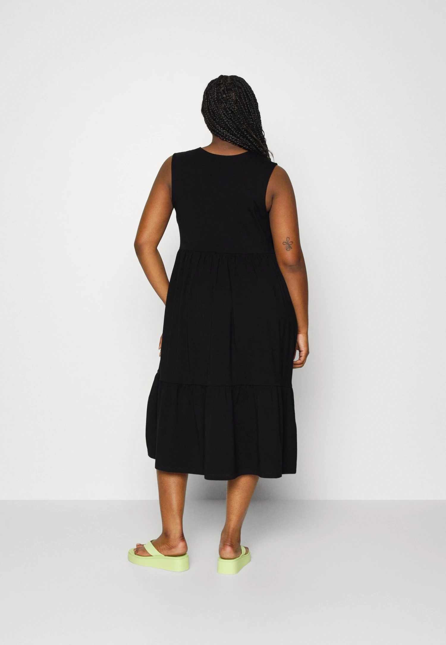 Sleeveless Dress- Kjole - Black 5 Sleeveless Dress- Kjole - Black - Bilde 3