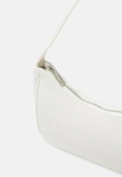 Even&Odd Shoulder Bag - Håndveske - Off-White -Even&Odd 28ba64158b24491c997e3f26cf1b04dd