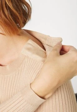 Even&Odd Strikkegenser - Sand 16 Even&Odd Strikkegenser - Sand -Even&Odd 2f690db09b3e4bcc8daaa71a1e1a14fe