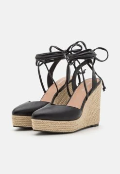 Platåsandaler - Black -Even&Odd 2fa4e3b0053944739af59146b37387e7