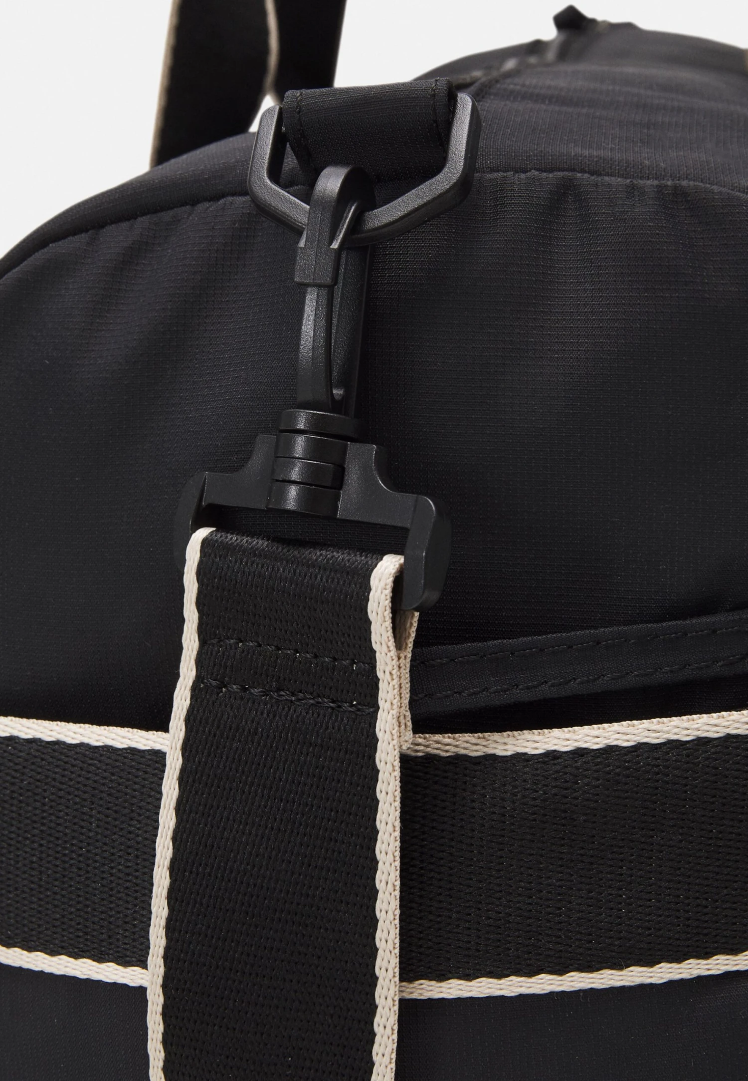 Even&Odd Weekendveske - Black 6 Even&Odd Weekendveske - Black - Bilde 4