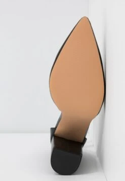 Even&Odd Høye Hæler - Black 15 Even&Odd Høye Hæler - Black -Even&Odd 365284ae2a4343bc8c17127bd9f2e55e