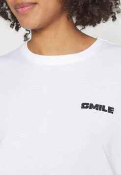 Even&Odd Cut Smile - T-Shirts Med Print - White -Even&Odd 50797aa6a0454c12aa234df5015c922f
