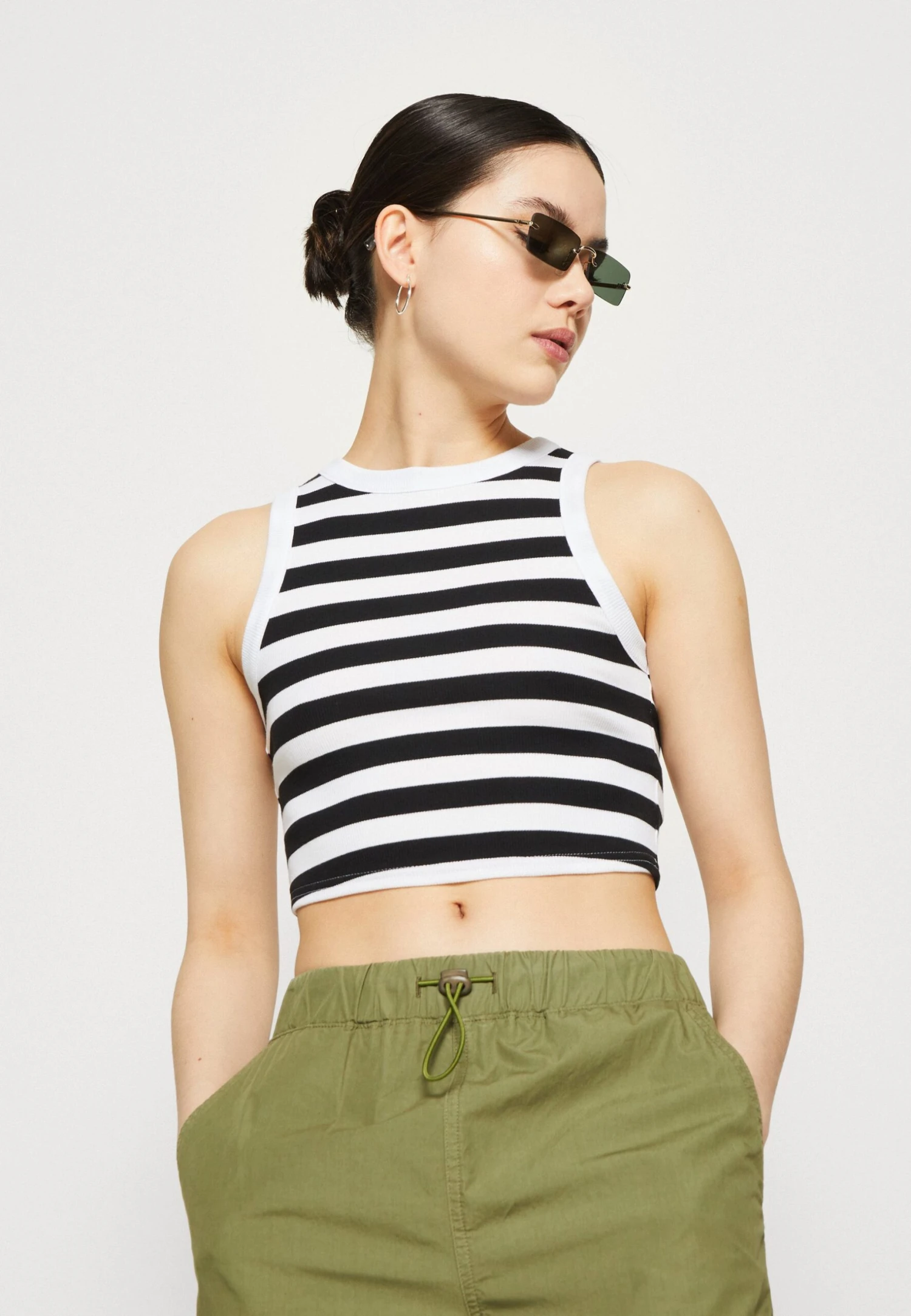 Even&Odd Topper - Black/White 6 Even&Odd Topper - Black/White - Bilde 4