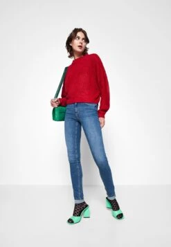 Even&Odd Strikkegenser - Red 9 Even&Odd Strikkegenser - Red -Even&Odd 59d805ceebce4a22b7b64ed34d875dc4