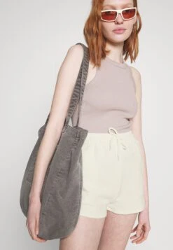 Even&Odd Shorts -Off-White 11 Even&Odd Shorts -Off-White -Even&Odd 5dbb3e6b49ce4a928e3a3c4985e90473