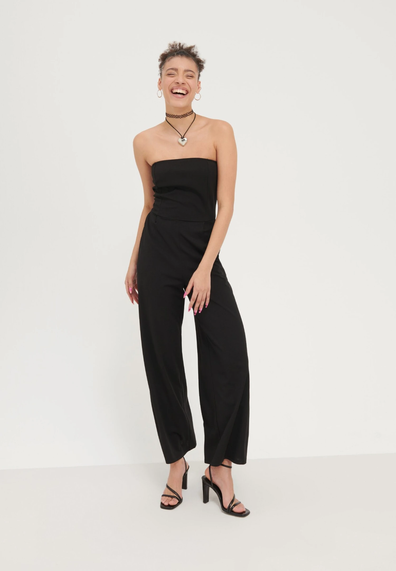 Even&Odd Bandeau Wide Leg Jumpsuit - Jumpsuit - Black 4 Even&Odd Bandeau Wide Leg Jumpsuit - Jumpsuit - Black - Bilde 2