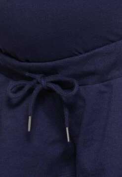 Shorts - White/Dark Blue 11 Shorts - White/Dark Blue -Even&Odd 61063e29e385438b91836437835a1aeb