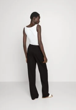 Business Casual Wide Legs With Front Pleats- Bukse - Black 9 Business Casual Wide Legs With Front Pleats- Bukse - Black -Even&Odd 67b1db6d9e6f407a9a6639a04fb64a02