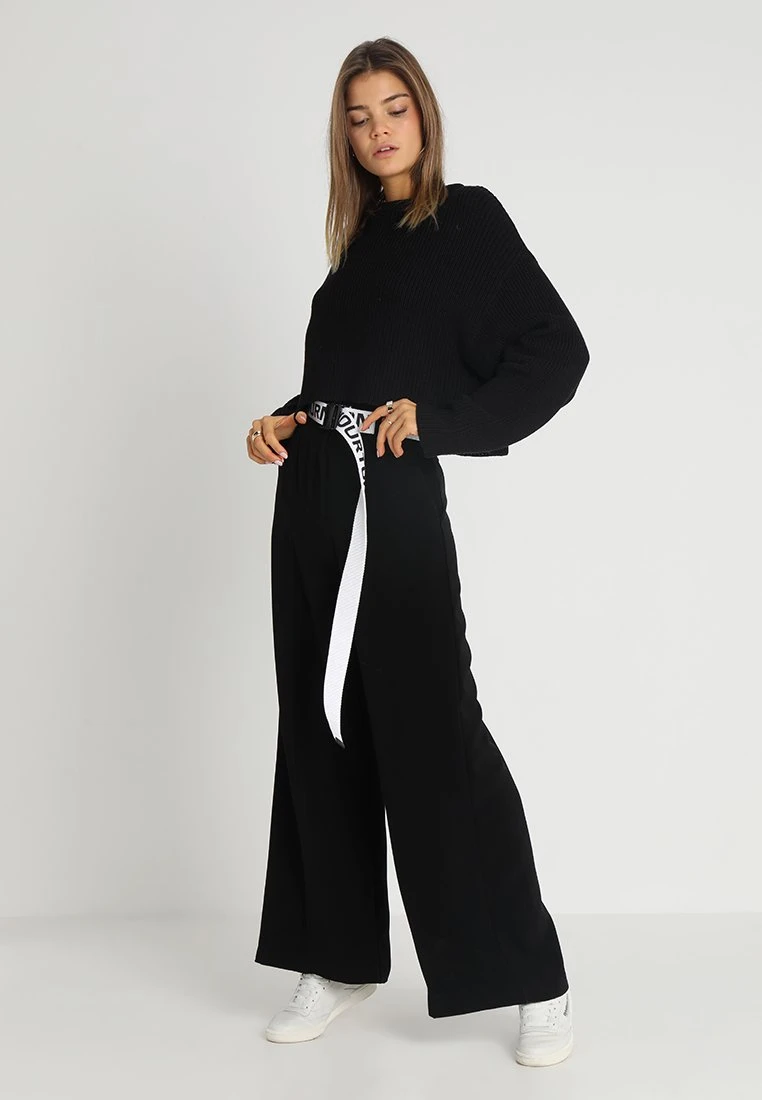 Even&Odd Cropped Jumper - Strikkegenser - Black 4 Even&Odd Cropped Jumper - Strikkegenser - Black - Bilde 2