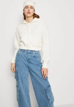 Even&Odd Sweatshirt - Off White 11 Even&Odd Sweatshirt - Off White -Even&Odd 706c7728c219455680e74418e155cab4