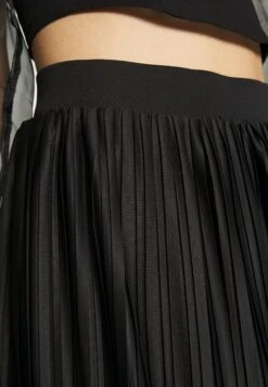 Even&Odd A-Line Skjørt - Black 13 Even&Odd A-Line Skjørt - Black -Even&Odd 735c297cd30c4895b6f88ef2020ef67a