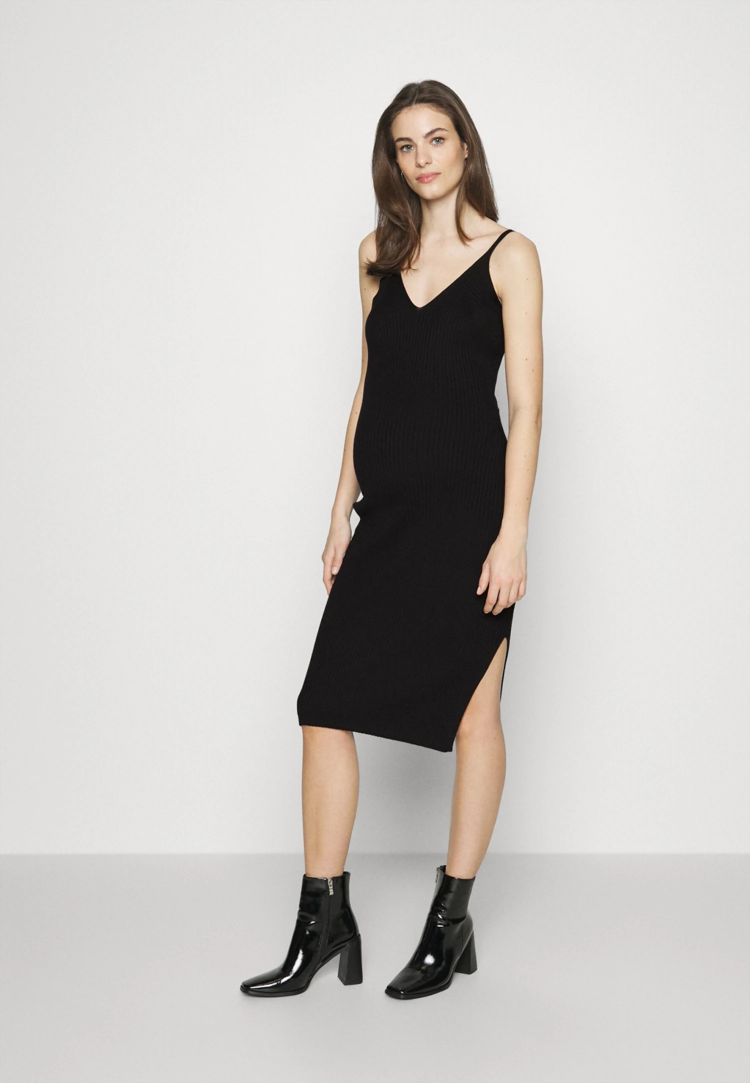 Strikket Kjole - Black 3 Strikket Kjole - Black