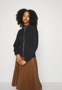 Even&Odd Sweatjakke - Black