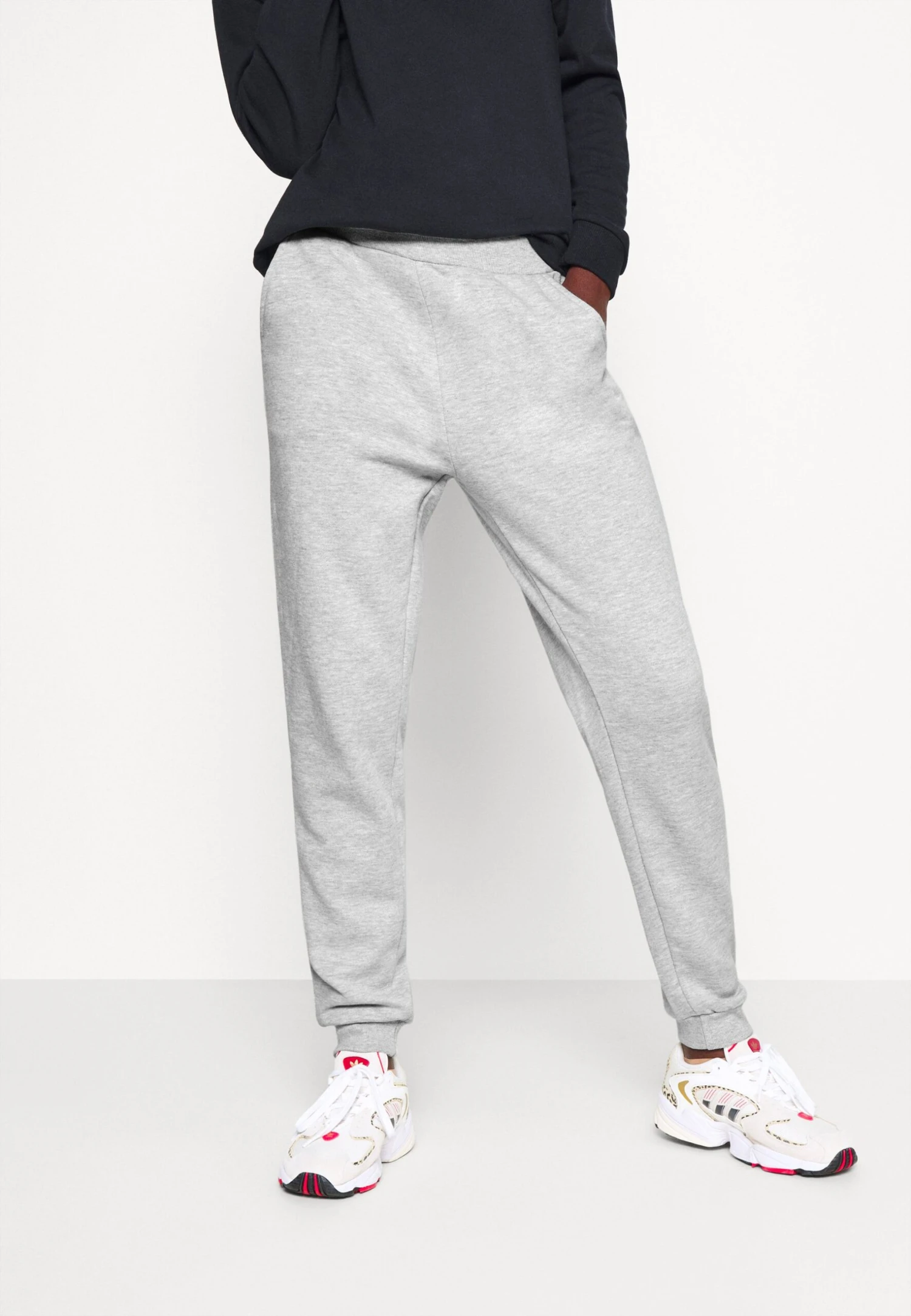 2Pack Regular Fit Joggers - Joggebukse - Black/Light Grey 5 2Pack Regular Fit Joggers - Joggebukse - Black/Light Grey - Bilde 3