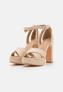 Even&Odd Sandaler Med Høye Hæler - Off White -Even&Odd 8e0a8859a5d04fb2bcfeafcfe69e2766