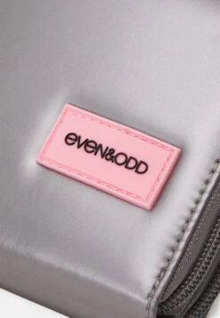 Even&Odd Mobilveske - Grey 9 Even&Odd Mobilveske - Grey -Even&Odd 922de7fc0d3d4024b576820afec2ee41