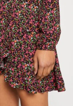 Even&Odd Kjole - Black/Pink 13 Even&Odd Kjole - Black/Pink -Even&Odd 95642f7b530a4ea9ab85f38a1400d94a