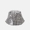 Even&Odd Hatt - Black/White 1 Even&Odd Hatt - Black/White -Even&Odd 9a5c42706ed44a2c9f7f43d70a934883