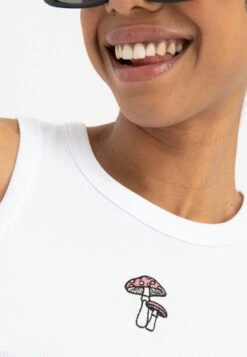 Even&Odd Topper - White 11 Even&Odd Topper - White -Even&Odd 9cd203ee833140f380d854e51ff1aa80