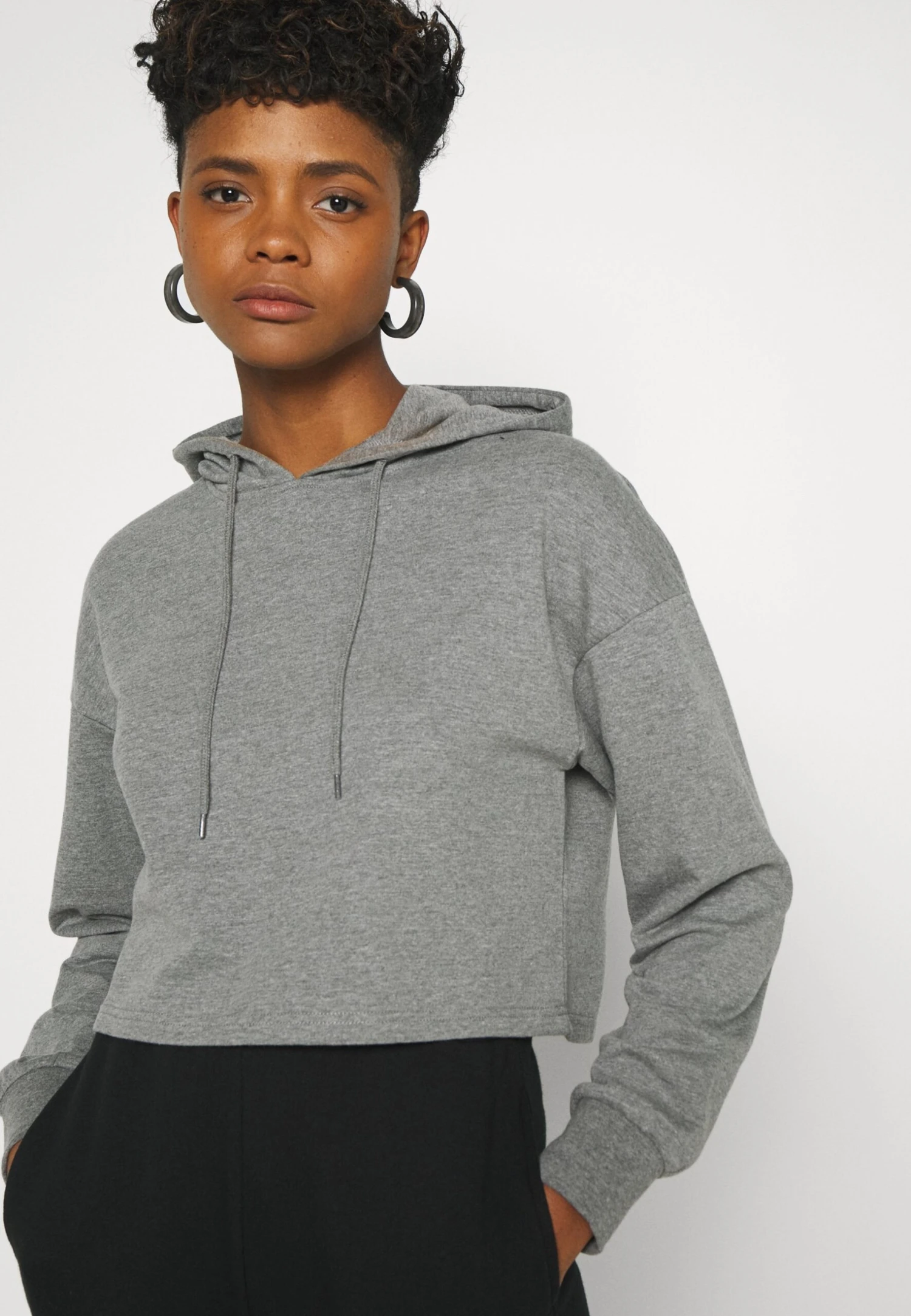 Even&Odd Basic - Cropped Oversized Hoodie - Hoodie - Mottled Grey 5 Even&Odd Basic - Cropped Oversized Hoodie - Hoodie - Mottled Grey - Bilde 4