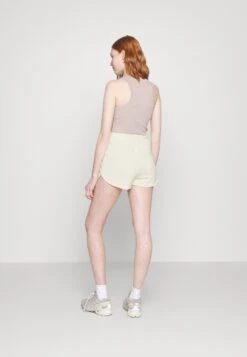 Even&Odd Shorts -Off-White 10 Even&Odd Shorts -Off-White -Even&Odd aace41a5524942f09a5e2ad03b1c5bb5