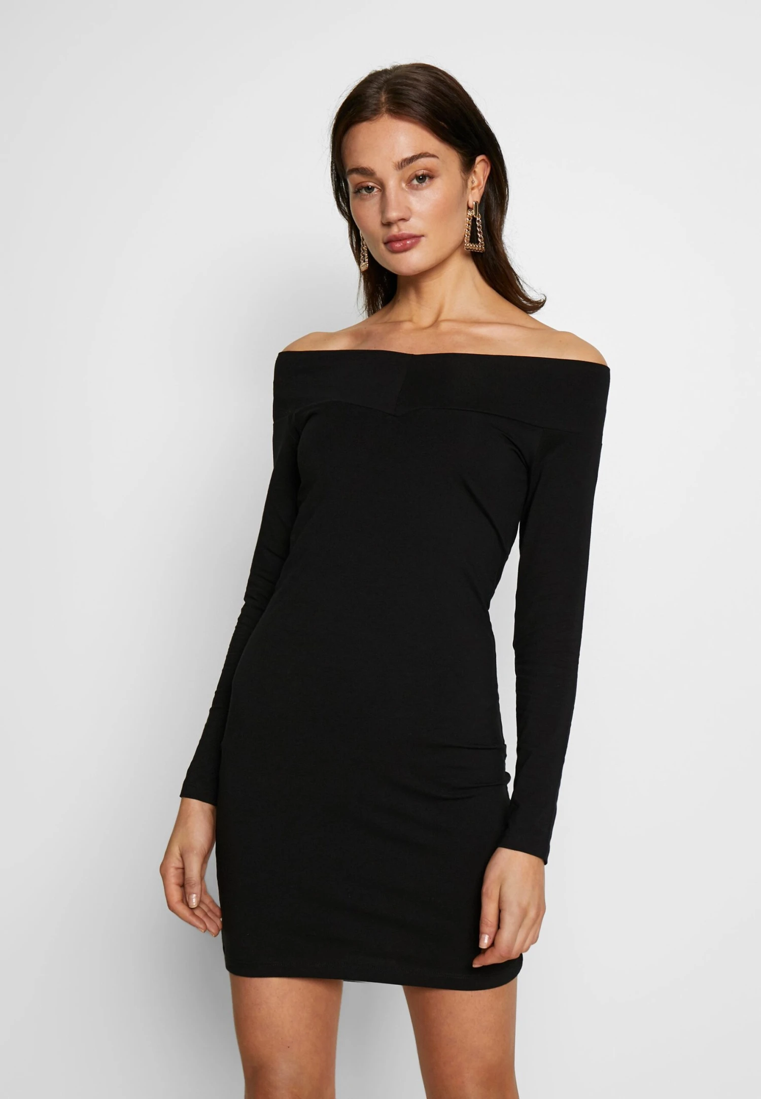Even&Odd Basic - Off-Shoulder Mini Long Sleeves Dress - Etuikjole - Black 3 Even&Odd Basic - Off-Shoulder Mini Long Sleeves Dress - Etuikjole - Black