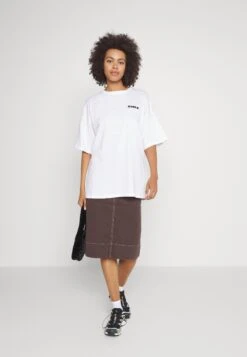 Even&Odd Cut Smile - T-Shirts Med Print - White -Even&Odd d63f1f360fb6466d855bf93f1bed319a