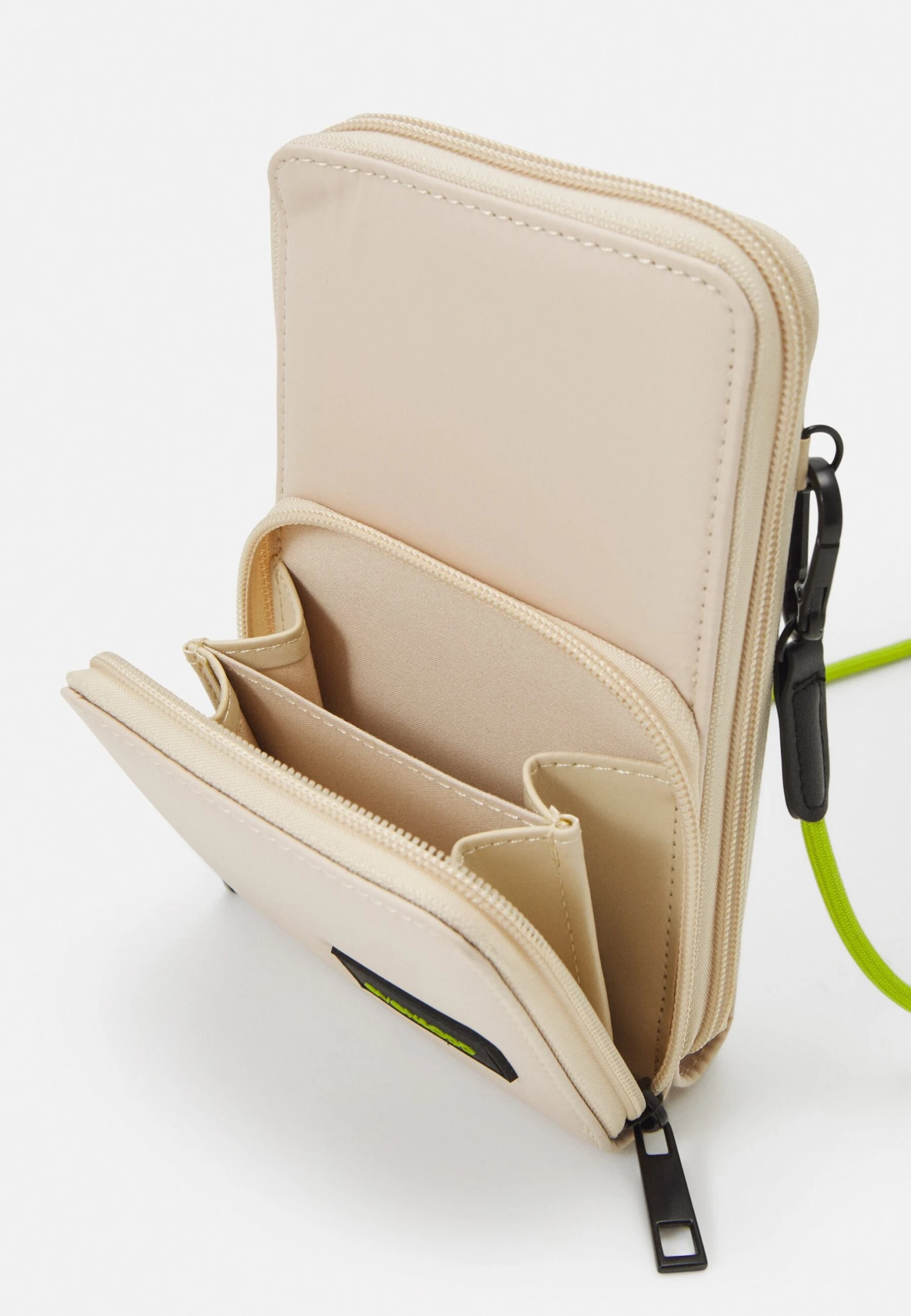 Even&Odd Mobilveske -Beige 5 Even&Odd Mobilveske -Beige - Bilde 3