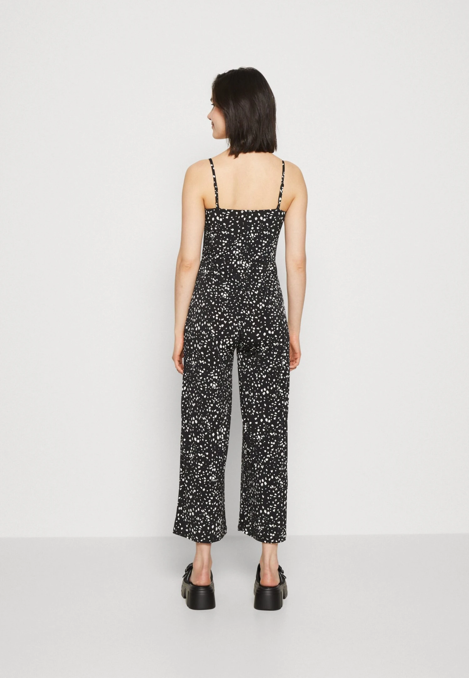 Even&Odd Jumpsuit - Black/White 5 Even&Odd Jumpsuit - Black/White - Bilde 3
