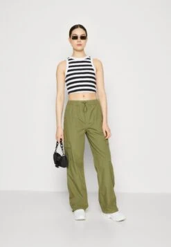 Even&Odd Topper - Black/White 9 Even&Odd Topper - Black/White -Even&Odd deffe6039e4145779f7961120404cdcf