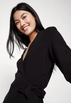 Even&Odd Kjole - Black 11 Even&Odd Kjole - Black -Even&Odd e1782e7ef1b84d39b810b1aafbd2fb68