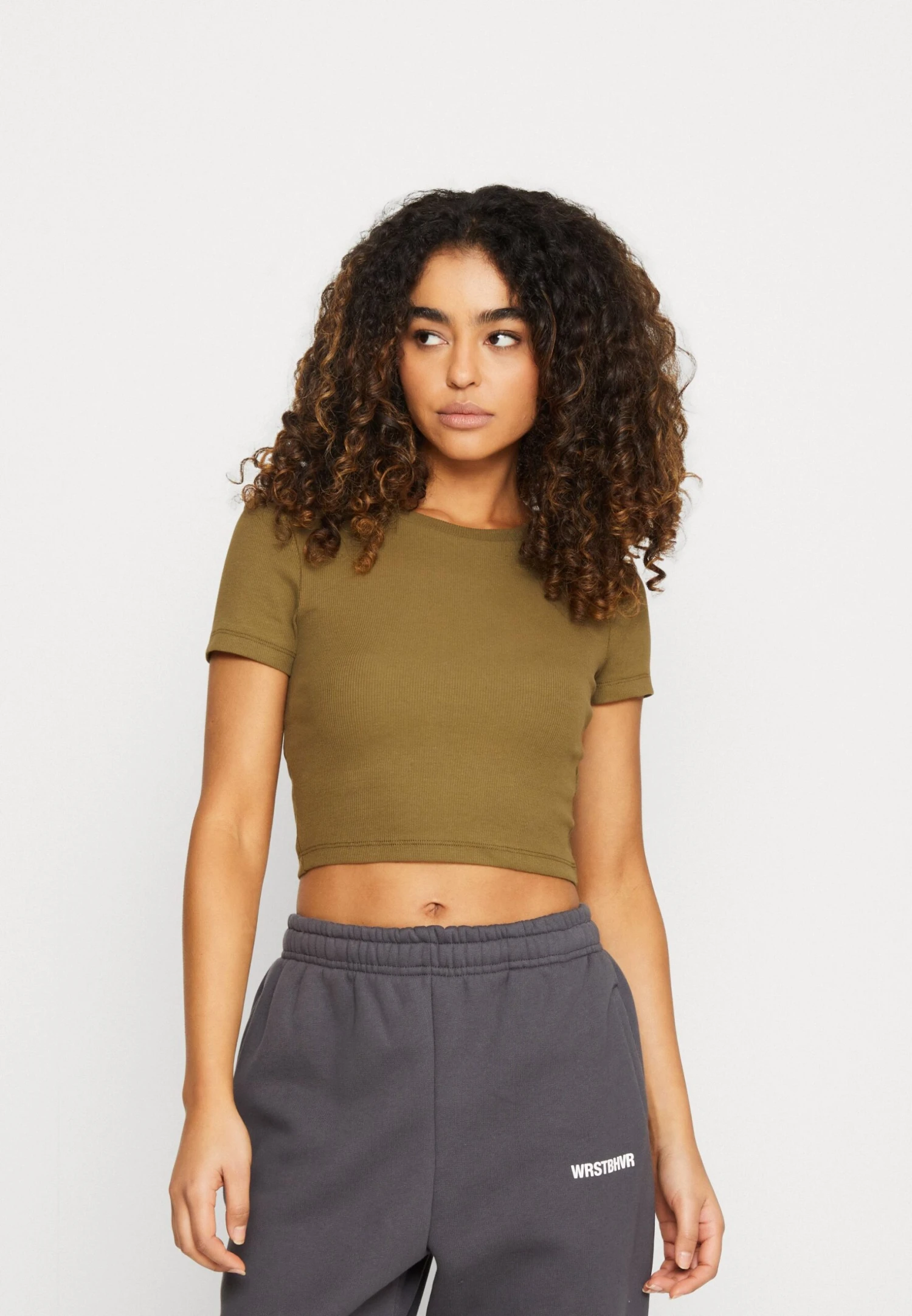 Even&Odd 3 Pack - T-Shirts - White/Black/Olive 6 Even&Odd 3 Pack - T-Shirts - White/Black/Olive - Bilde 4