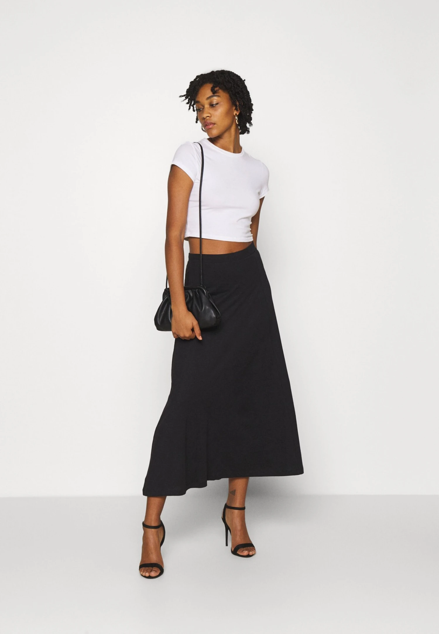 Even&Odd Basic Maxi Skirt - A-Line Skjørt - Black 4 Even&Odd Basic Maxi Skirt - A-Line Skjørt - Black - Bilde 2