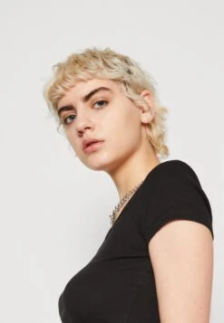 Even&Odd 2 Pack - T-Shirts - Black/Grey 13 Even&Odd 2 Pack - T-Shirts - Black/Grey -Even&Odd ec99853753b544b49bff72c681e639da