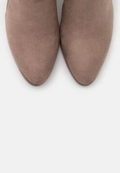 Even&Odd Høye Støvler - Taupe 13 Even&Odd Høye Støvler - Taupe -Even&Odd ee44cbb511e4465088eac6c89b7c9205