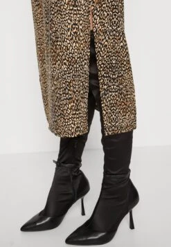 Even&Odd Blyantskjørt - Black/Brown -Even&Odd f2a37453876143b5b3fc1957c7065466