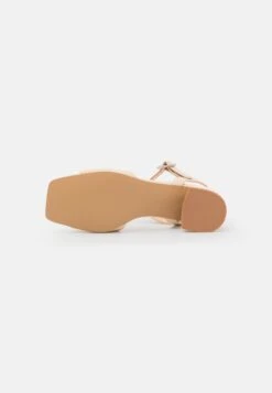 Sandaler - Off-White 12 Sandaler - Off-White -Even&Odd f36761cbb6f8412e96a095b72231a6a2
