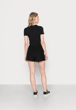 Even&Odd 2 Pack - Shorts - Black/Light Grey 10 Even&Odd 2 Pack - Shorts - Black/Light Grey -Even&Odd f6ebc544662640e1822d1523674cb654