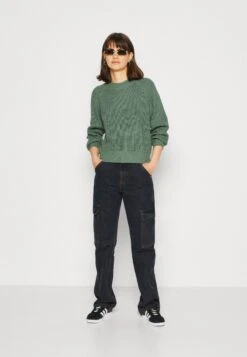 Even&Odd Strikkegenser - Olive 9 Even&Odd Strikkegenser - Olive -Even&Odd f8eea26d147d47b4b88d4a31c51e4152