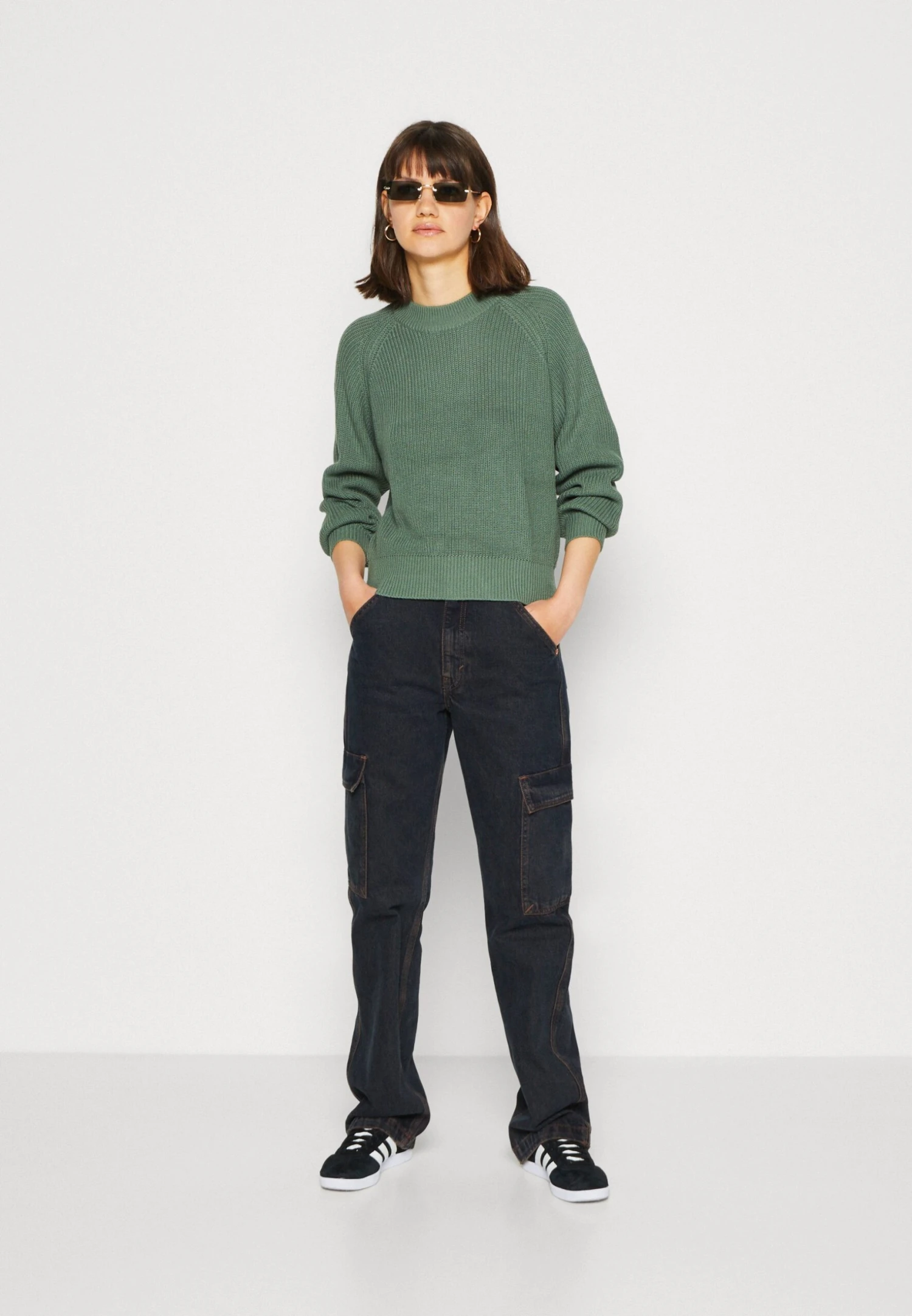 Even&Odd Strikkegenser - Olive 4 Even&Odd Strikkegenser - Olive - Bilde 2